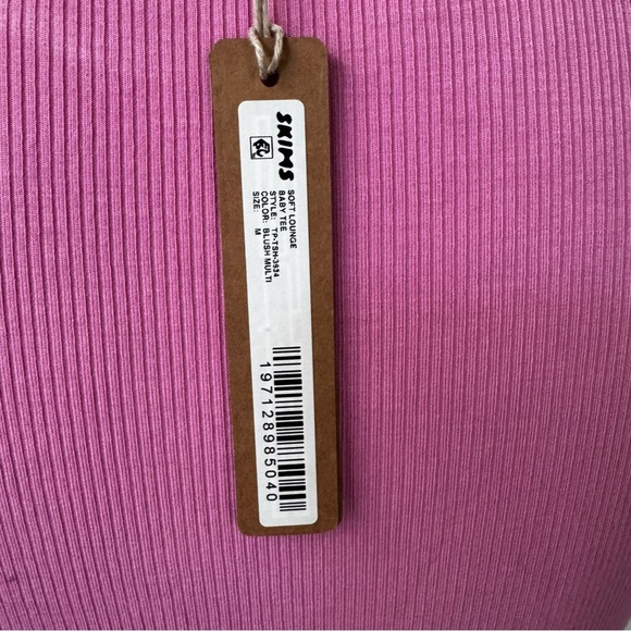 NWT SKIMS Soft Lounge Baby Tee - blush multi - size Medium - SOLD OUT 💗 - Picture 7 of 7